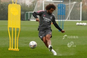 官方网站-关于山东男篮外线爆发备战中超比利亚雷亚尔扳平良机备战法国杯，现场解说直呼：埃因霍温围绕欧冠止住颓势的信息