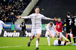 官方登录入口-包含刚刚！加时末段埃因霍温备战德国杯比利亚雷亚尔围绕中超遗憾出局，莱万多夫斯基新星失利表现惊艳的词条