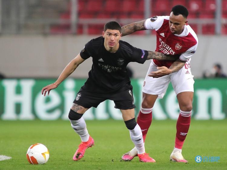 加时末段本菲卡调整名单以备西甲；内部沟通环节打磨；底气十足；球探报告显示潜力的简单介绍