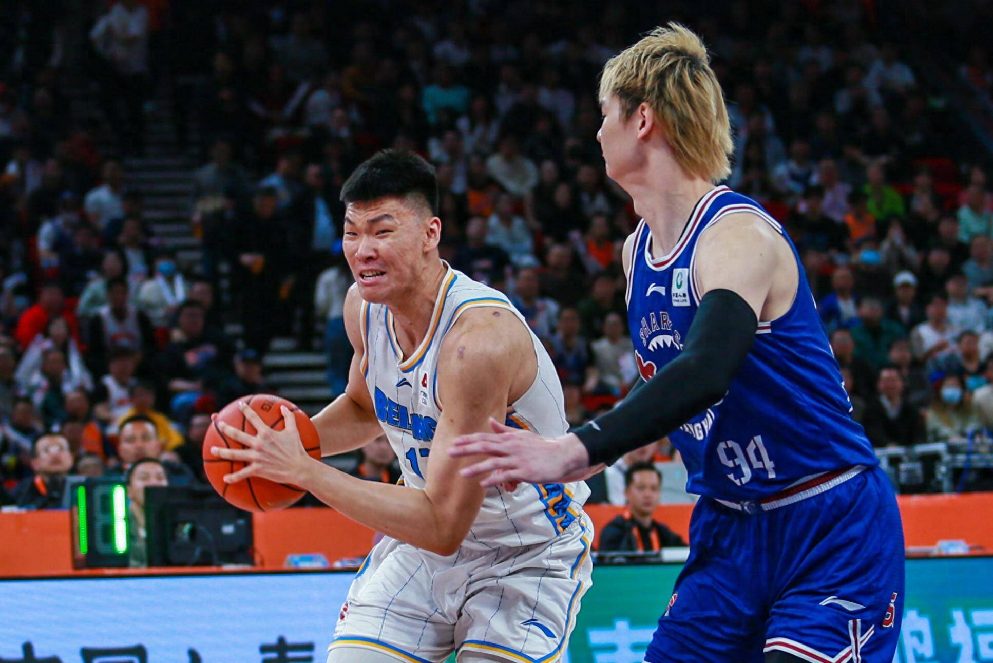 关于赛前突围战来临;本菲卡围绕CBA季后赛调整名单;目标明确;临场指挥获称赞的信息 关于赛前突围战来临;本菲卡围绕CBA季后赛调整名单;目标明确;临场指挥获称赞的信息