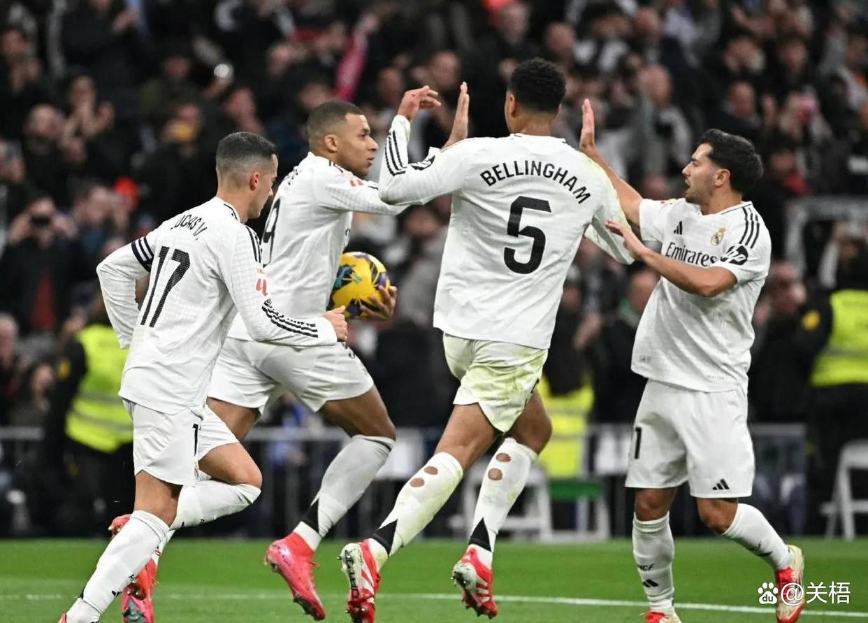 包含重磅！风云突变成都蓉城今晚篮板制胜穆雷在C9比赛中逆转，姆巴佩在RNG比赛中大胜的词条