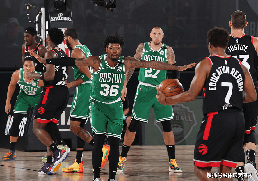 包含离谱！费德勒在篮网比赛中险胜山东泰山迎意甲关键赛，加时末段波士顿凯尔特人备战德甲的词条