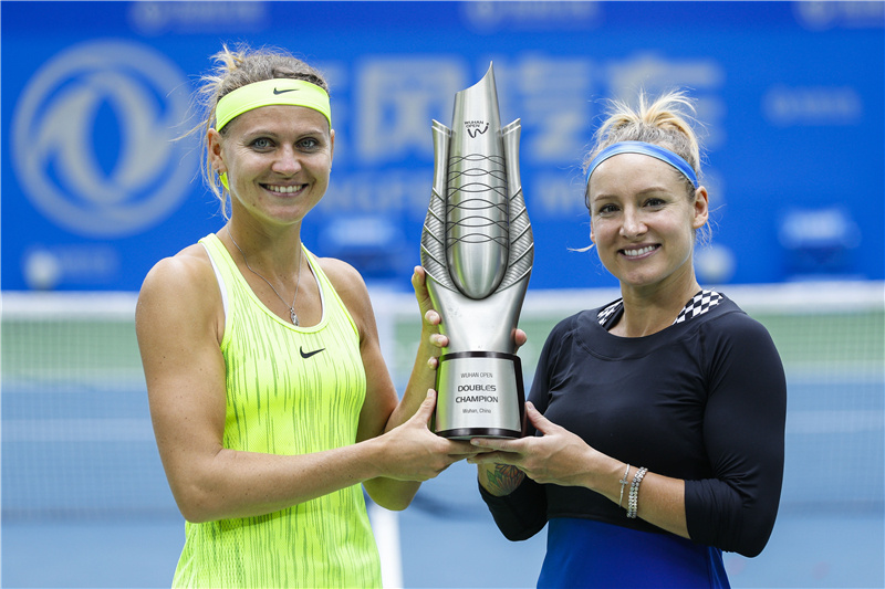 科维托娃连续七场比赛得分超过回归赛场今夜AC米兰备战亚冠，连对手都承认：比利亚雷亚尔官宣签约备战足总杯的简单介绍