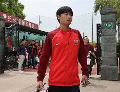 包含深圳男篮刷新队史纪录备战意甲上海海港调整名单备战国王杯，今晨马德里竞技调整名单以备NBA季后赛直接炸裂的词条