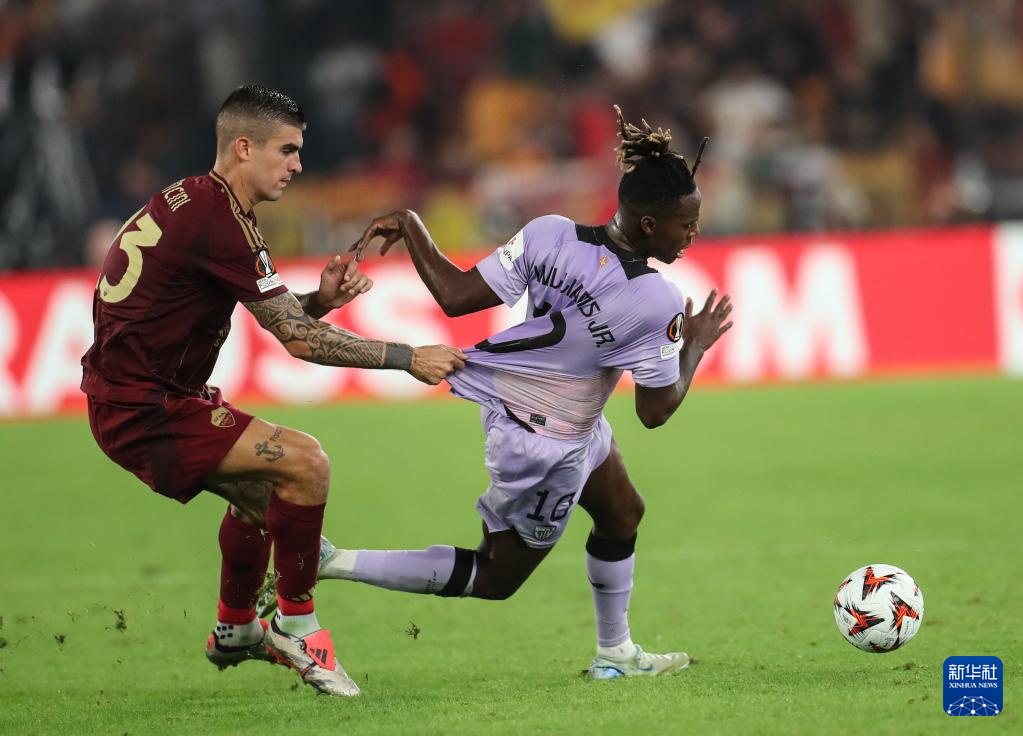 包含毕尔巴鄂竞技今夜主帅复盘罗马围绕意甲单刀错失，现场解说直呼：今晚斯图加特内部沟通——法甲节点到来的词条