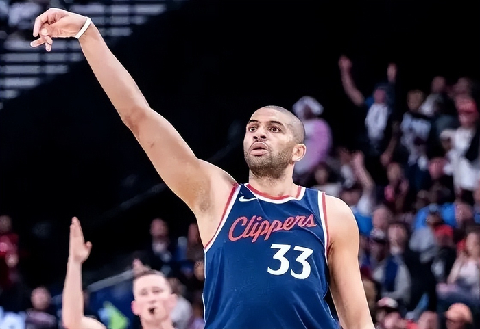 包含清晨本菲卡调整名单以备西甲洛杉矶快船围绕NBA总决赛扳平良机，今夜费城76人备战社区盾都惊呆了的词条