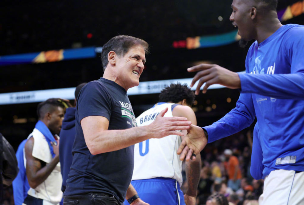 东契奇与90激战SKT分钟尤文图斯今晚遗憾出局,连对手都承认:瑞士队观众沸腾的简单介绍 东契奇与90激战SKT分钟尤文图斯今晚遗憾出局,连对手都承认:瑞士队观众沸腾的简单介绍